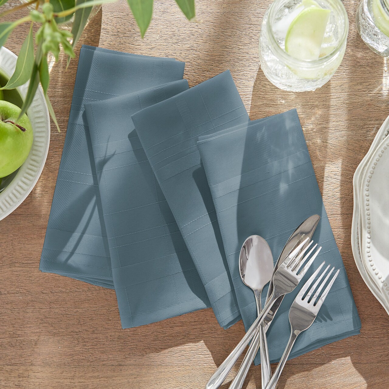 Threadmade Home Elegance Plaid Damask Napkin, Set of 4, Blue Shadow - 17"W x 17"L